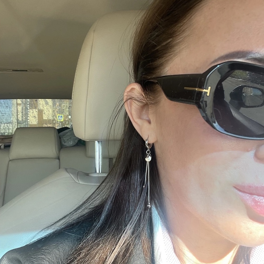 SOLD - Fashion Square Sunglasses Women - Picture 4 of 6